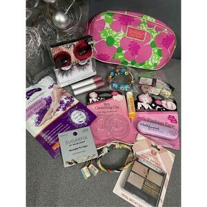 Lilly Pulitzer Makeup Bag Kiss Le Mercerie Akira Baublebar Cassette Earrings Bea